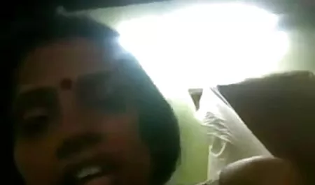 মহিলার দ্বারা ঝরনা গিয়েছিলাম এবং সেখানে তাঁর বন্ধুর সঙ্গে কলেজের মেয়েদের চুদাচুদি ভিডিও তার স্বামীর প্রতারিত (লুকানো ক্যামেরা)