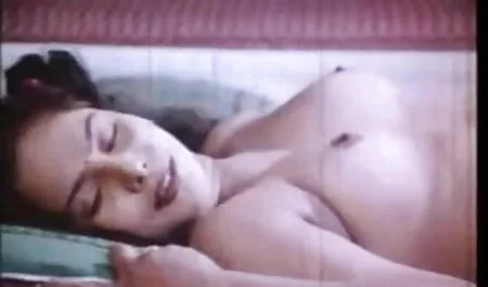 টিনের ধোন-চামড়া বাংলাদেশি মেয়ে চুদাচুদি পিষণ 1