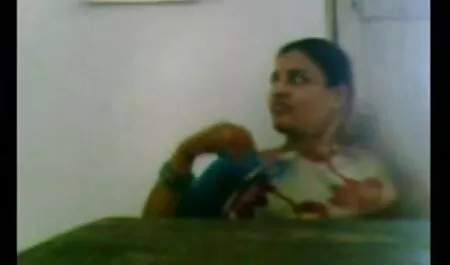 মৌখিক পোঁদ দুর্দশা জোড়া বাঁড়ার বাঙালি মেয়েদের চুদাচুদি চোদন স্বর্ণকেশী