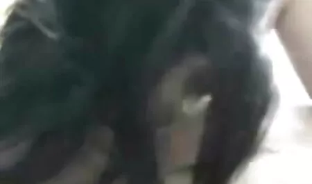 হাতের কাজ ডগী-স্টাইল বাঁড়ার কুকুরের সাথে মেয়েদের চুদাচুদি রস খাবার