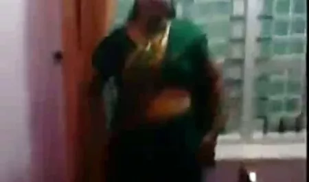 সিএফএনএম, মেয়েদের চুদাচুদি বহু পুরুষের এক নারির