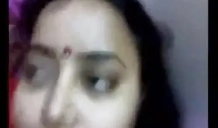 পর্নোতারকা বাঁড়ার সেক্সি মেয়েদের চুদাচুদি রস খাবার স্বর্ণকেশী বড়ো মাই