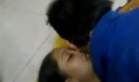 মাই এর, ছোটো মেয়েদের চুদা চুদি স্বর্ণকেশী, পায়ু, দুর্দশা