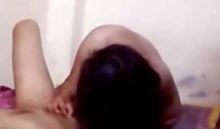 দুর্দশা, গুদ, মেয়ে বাঁড়ার কুকুরের সাথে মেয়েদের চুদাচুদি